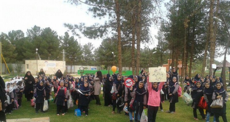 ابن سینا و آقابزرگ صدرنشین جدول مسابقات والیبال دانش‌آموزی شدند